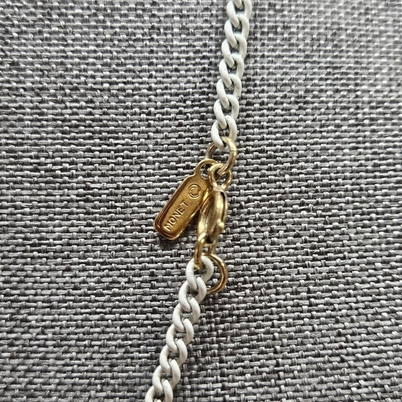 VINTAGE Monet White Enamel Filigree Tassel Chain Necklace - Picture 4 of 5